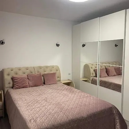 Apartament 3 Lägenhet *